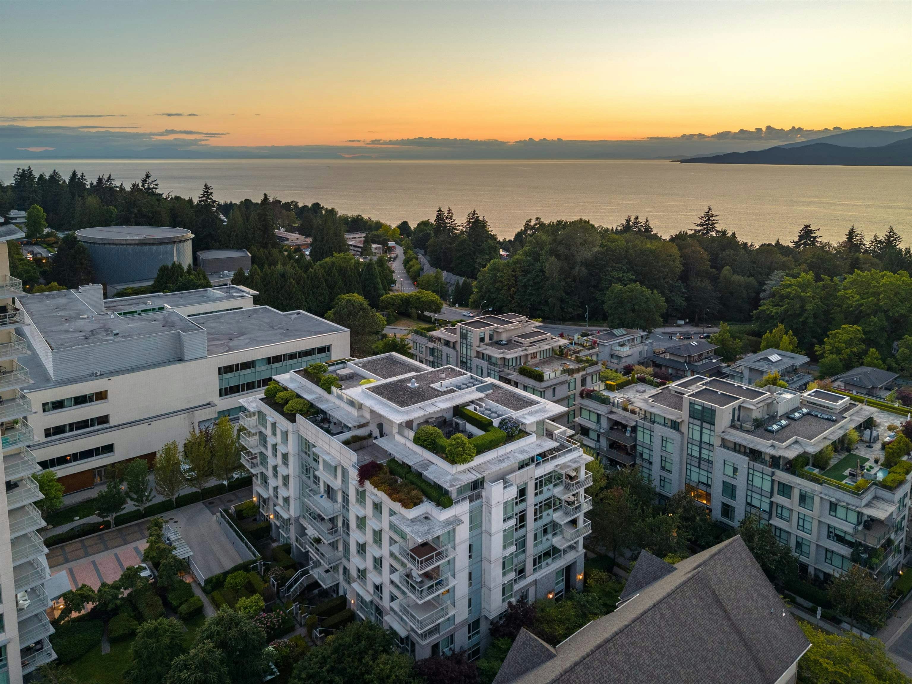 602-6080 Iona Drive, Vancouver, BC, V6T 0A4 - 33