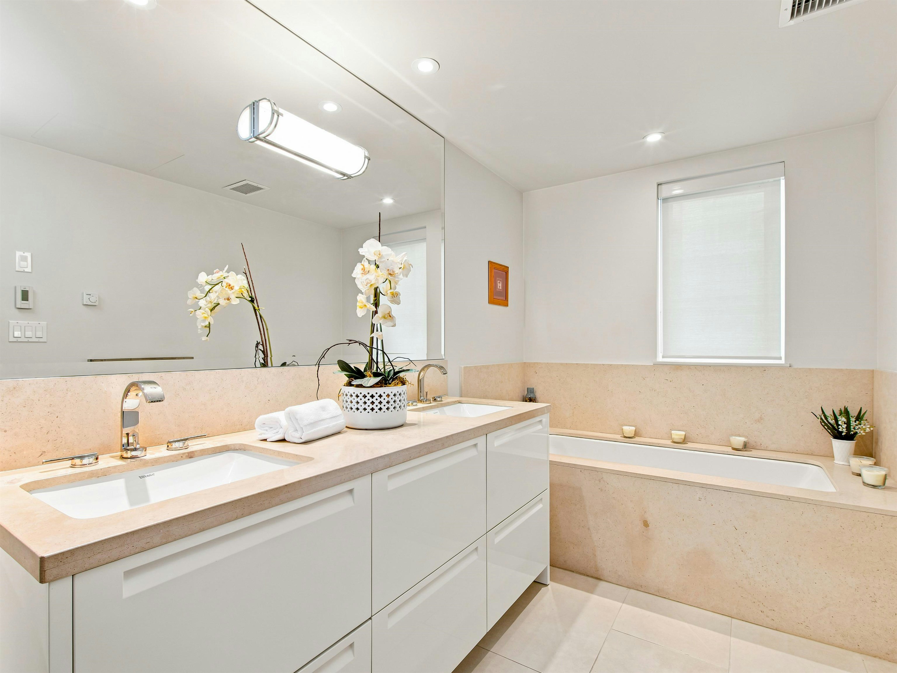 602-6080 Iona Drive, Vancouver, BC, V6T 0A4 - 14