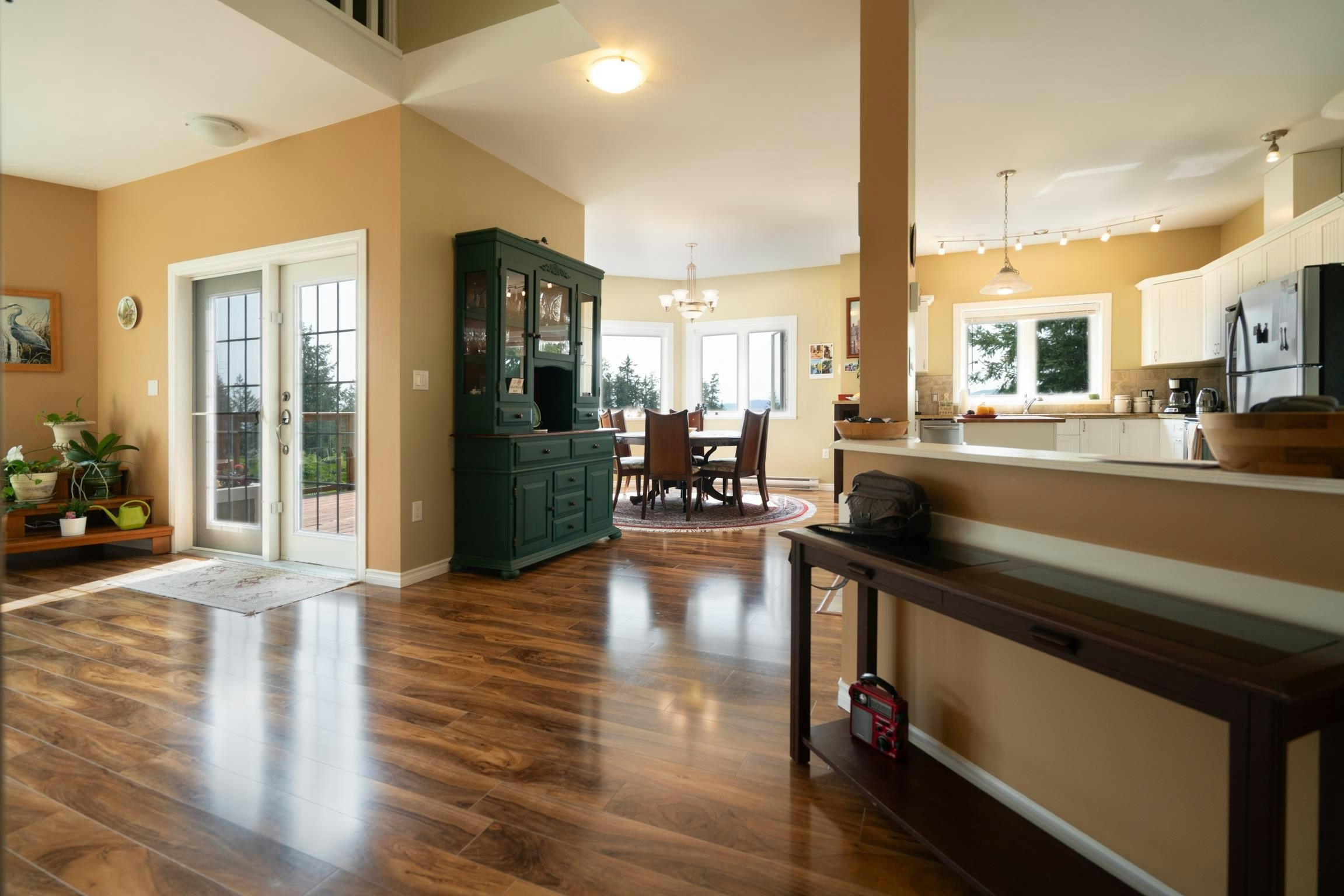 5575 Curran Road - 4