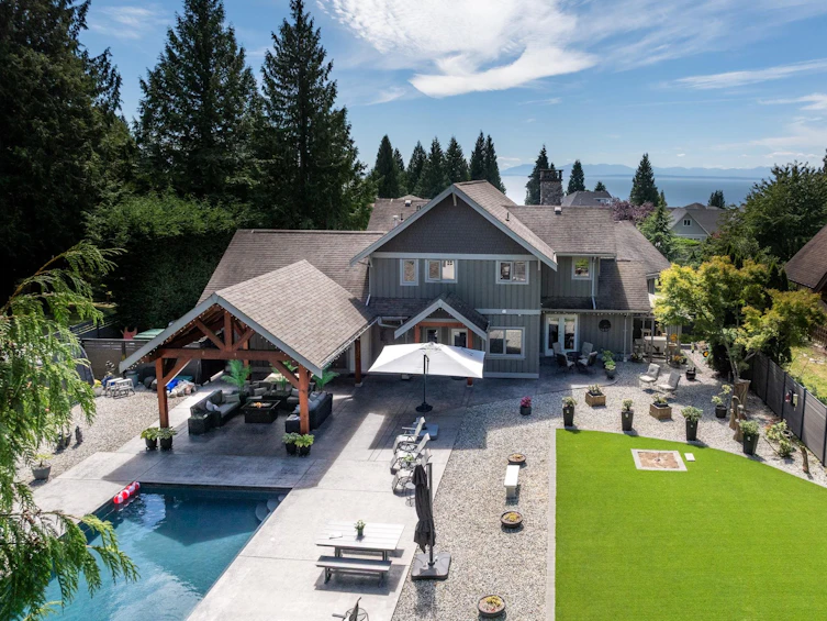 1474 Vernon Drive, Gibsons, BC, V0N 1V5