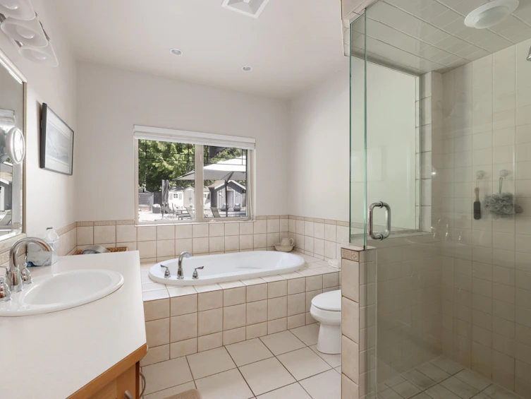 1474 Vernon Drive, Gibsons, BC, V0N 1V5 - 22