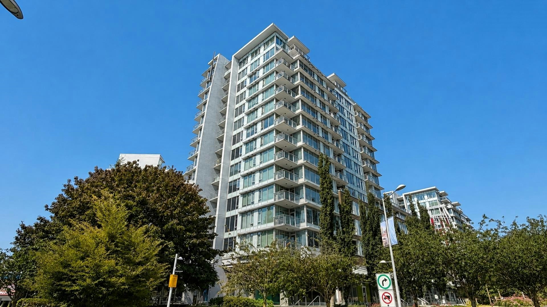 1202-6971 Elmbridge Way, Richmond, BC, V7C 0A5