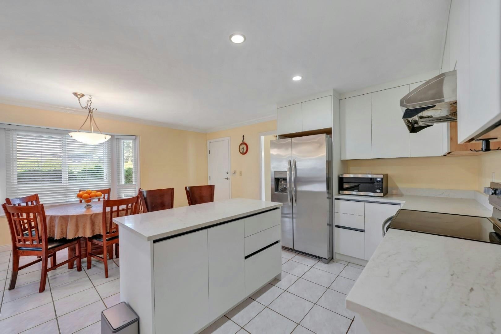 14763 31a Avenue, Surrey, BC, V4P 3E8