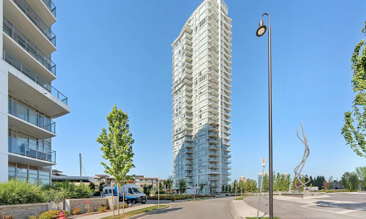 903-7683 Park Crescent