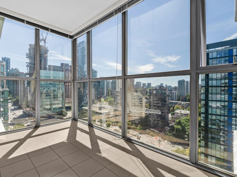 1803-1710 Bayshore Drive, Vancouver, BC, V6G 3G4 - 11