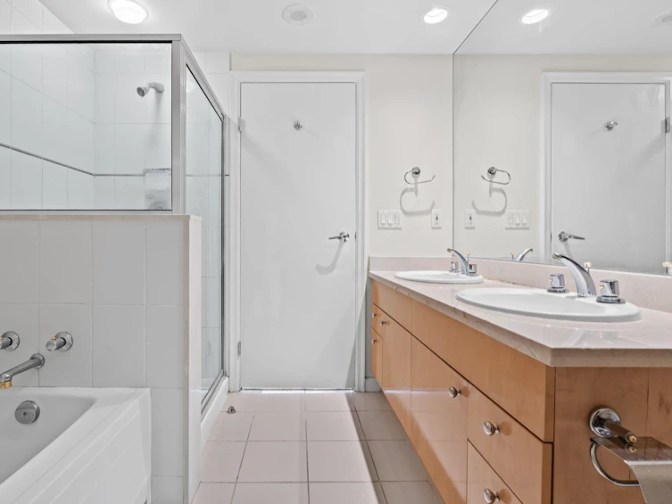 1803-1710 Bayshore Drive, Vancouver, BC, V6G 3G4 - 20