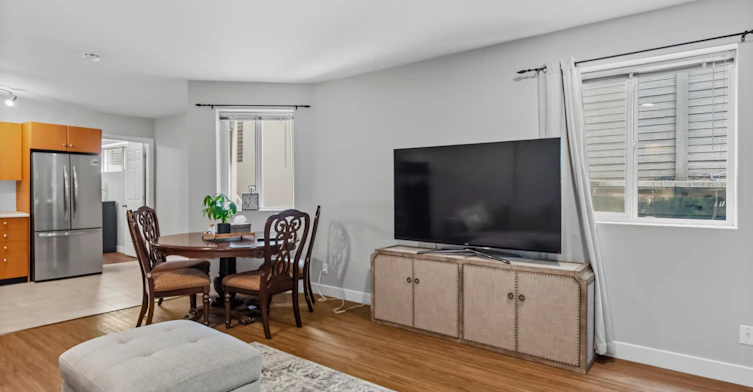 Basement-4225 Evergreen Avenue, West Vancouver, BC, V7V 1H2 - 2