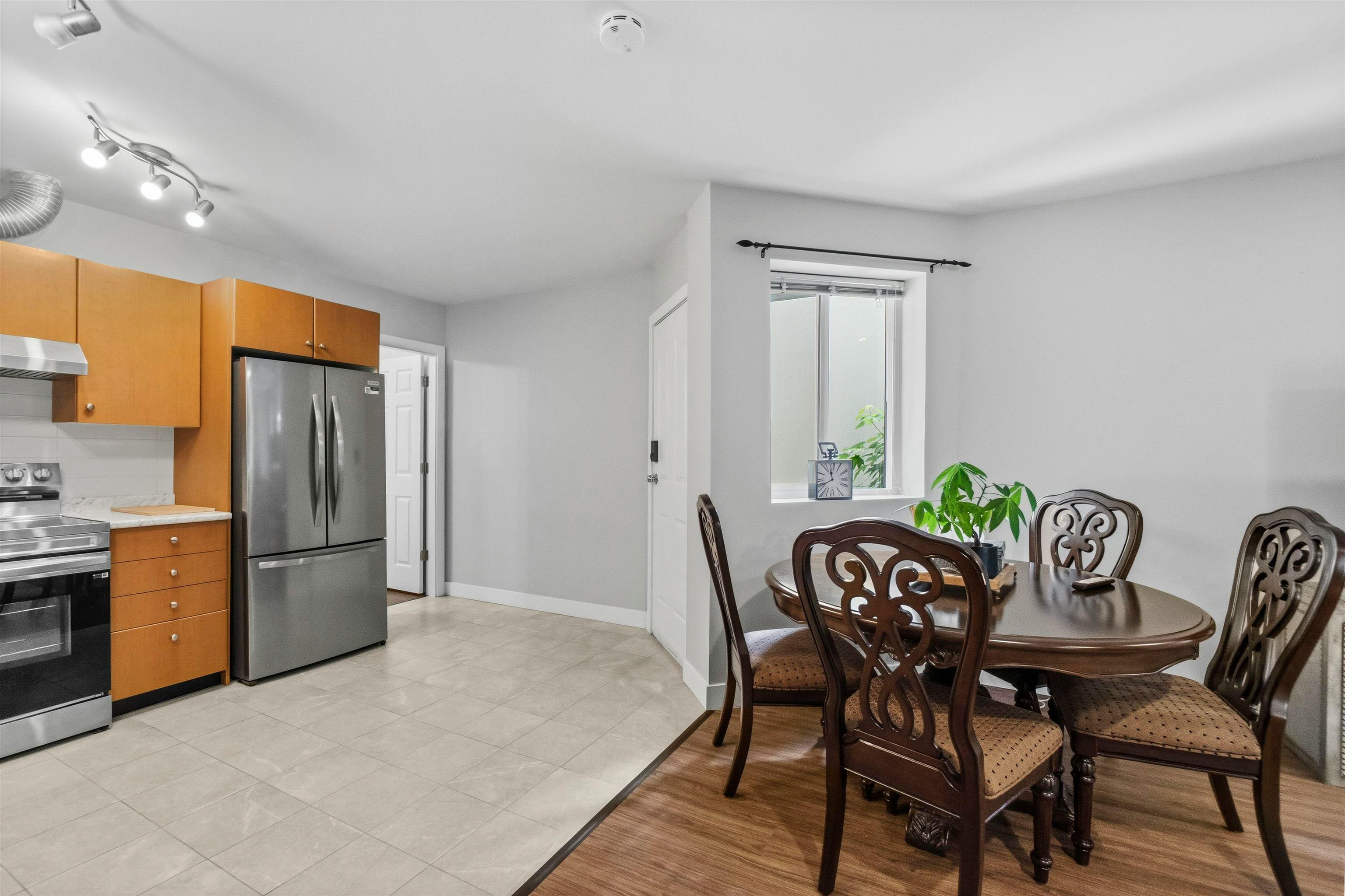Basement-4225 Evergreen Avenue, West Vancouver, BC, V7V 1H2 - 9