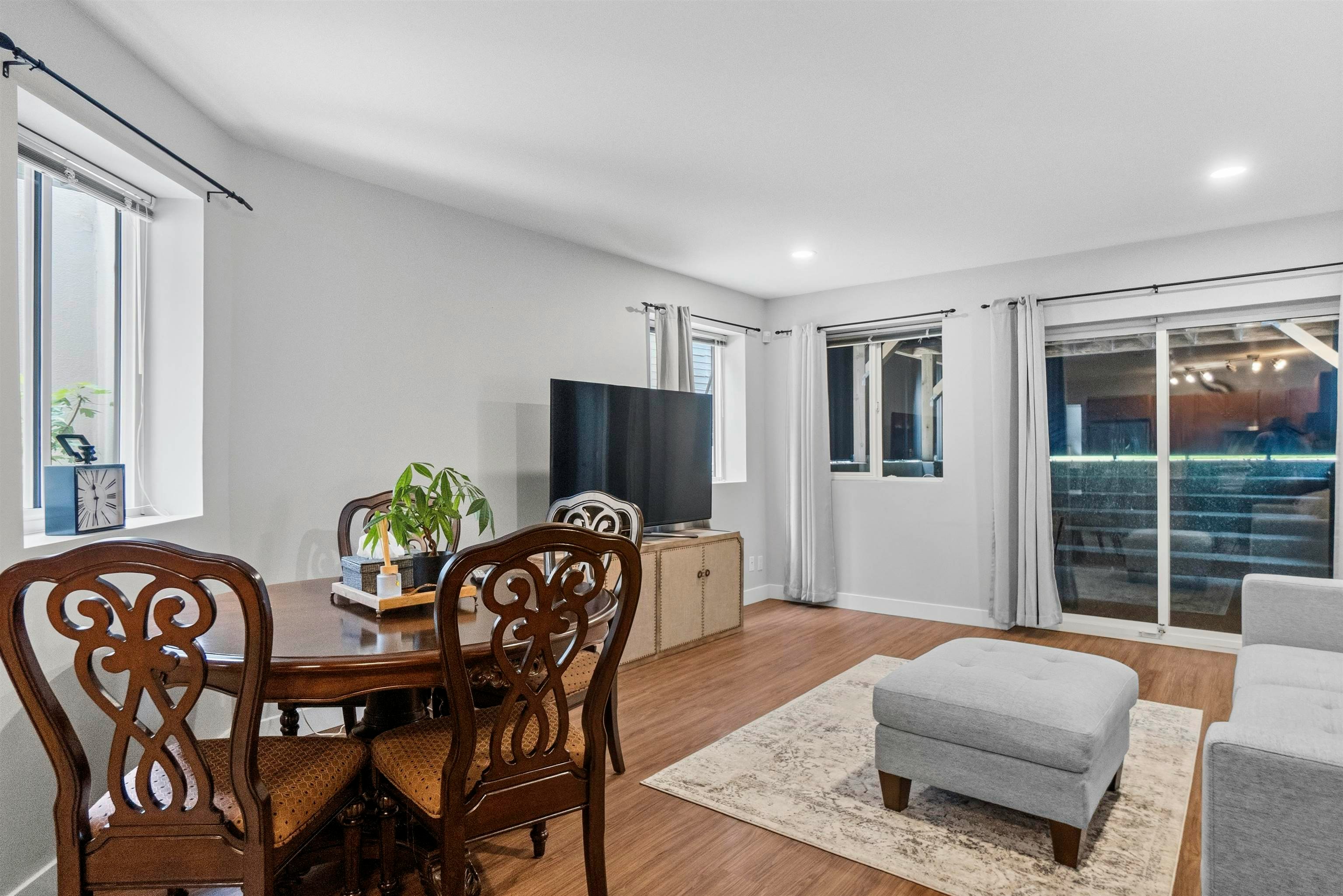 Basement-4225 Evergreen Avenue, West Vancouver, BC, V7V 1H2 - 5