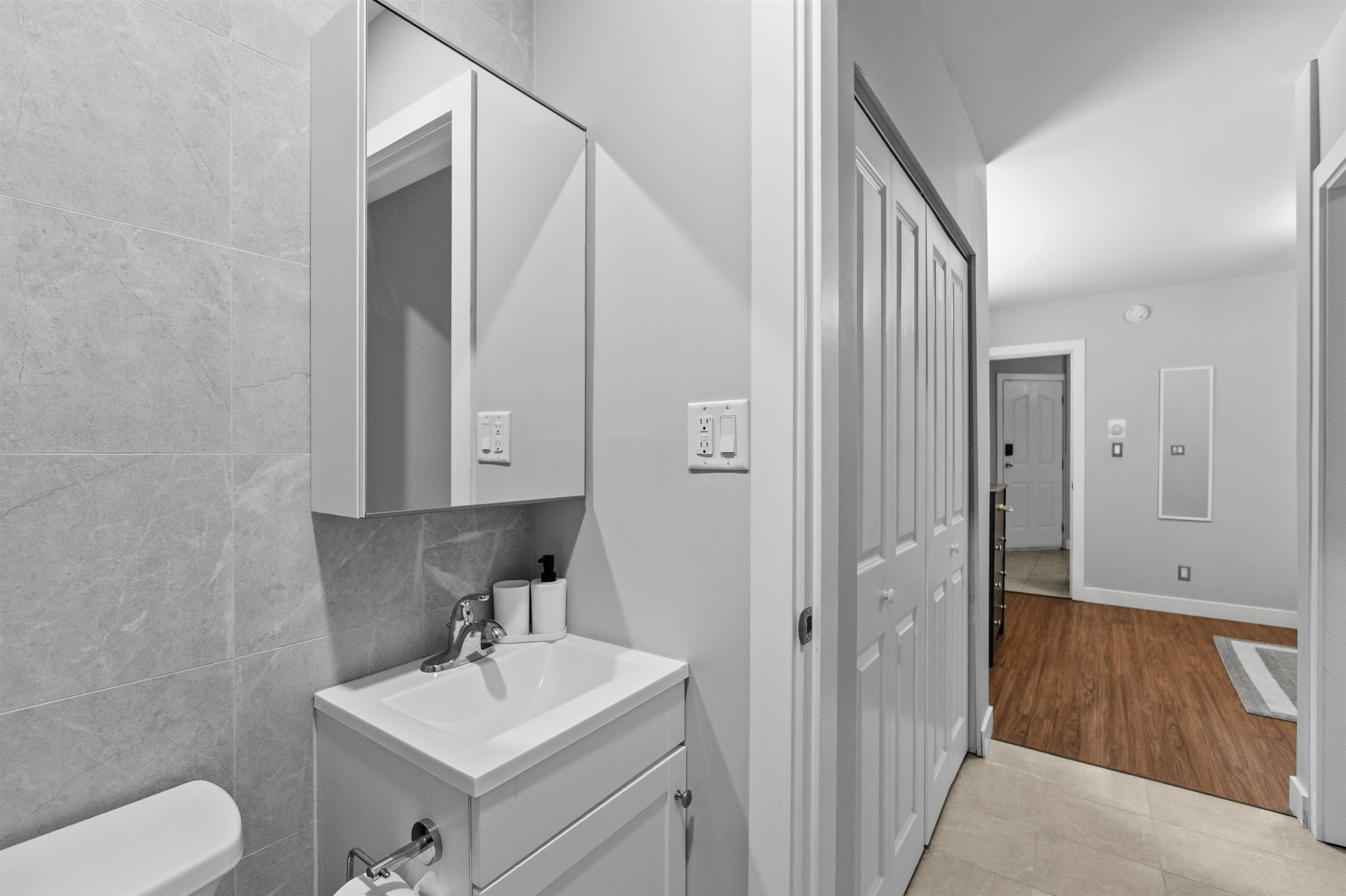 Basement-4225 Evergreen Avenue, West Vancouver, BC, V7V 1H2 - 18