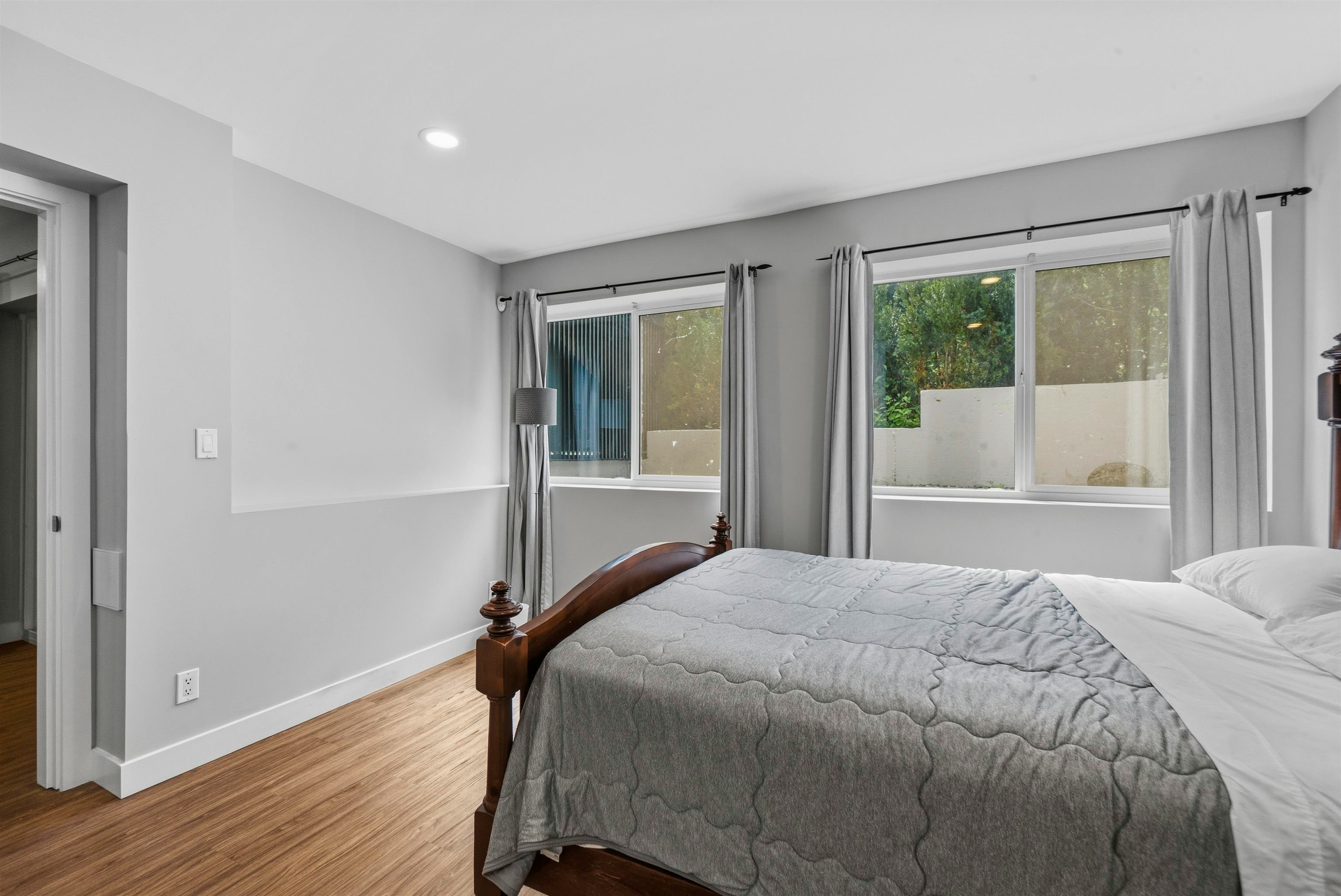 Basement-4225 Evergreen Avenue, West Vancouver, BC, V7V 1H2 - 11