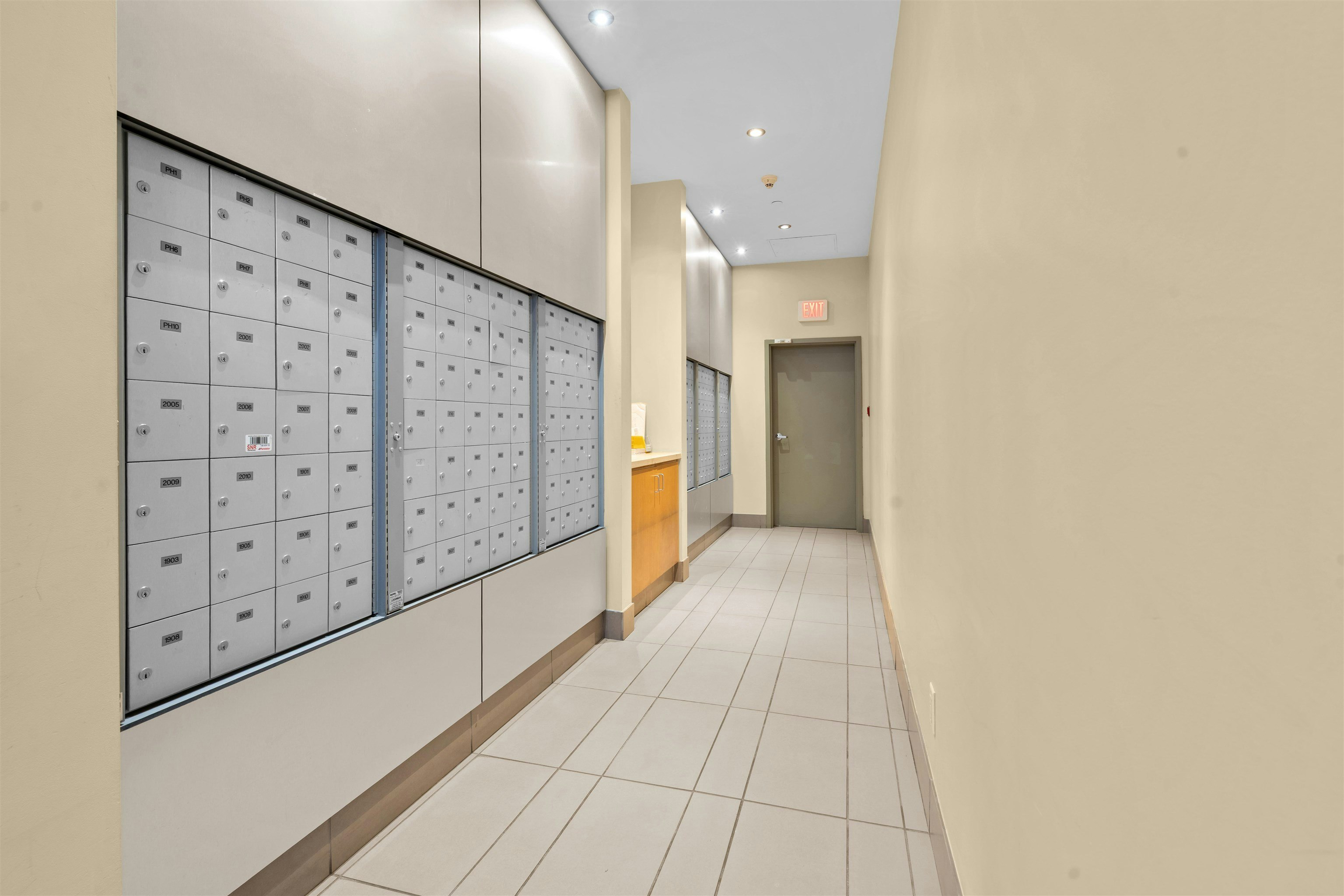705-1082 Seymour Street - 5