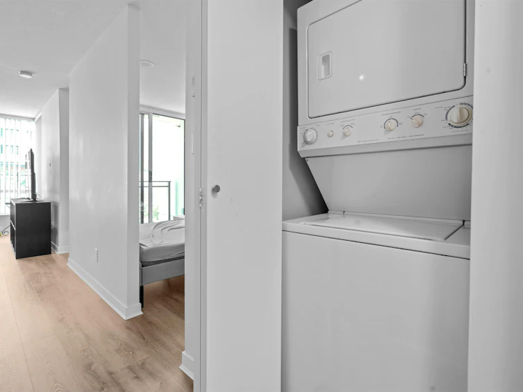 705-1082 Seymour Street, Vancouver, BC, V6B 1X9 - 7