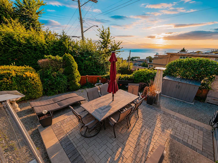 1246 Oxford Street, Surrey, BC, V4B 5G8 - 12