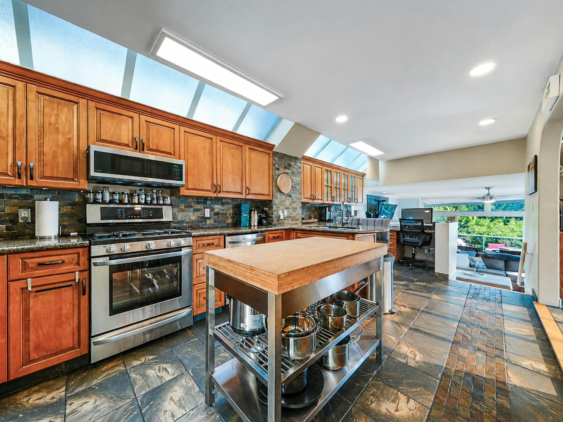 1246 Oxford Street, Surrey, BC, V4B 5G8 - 33
