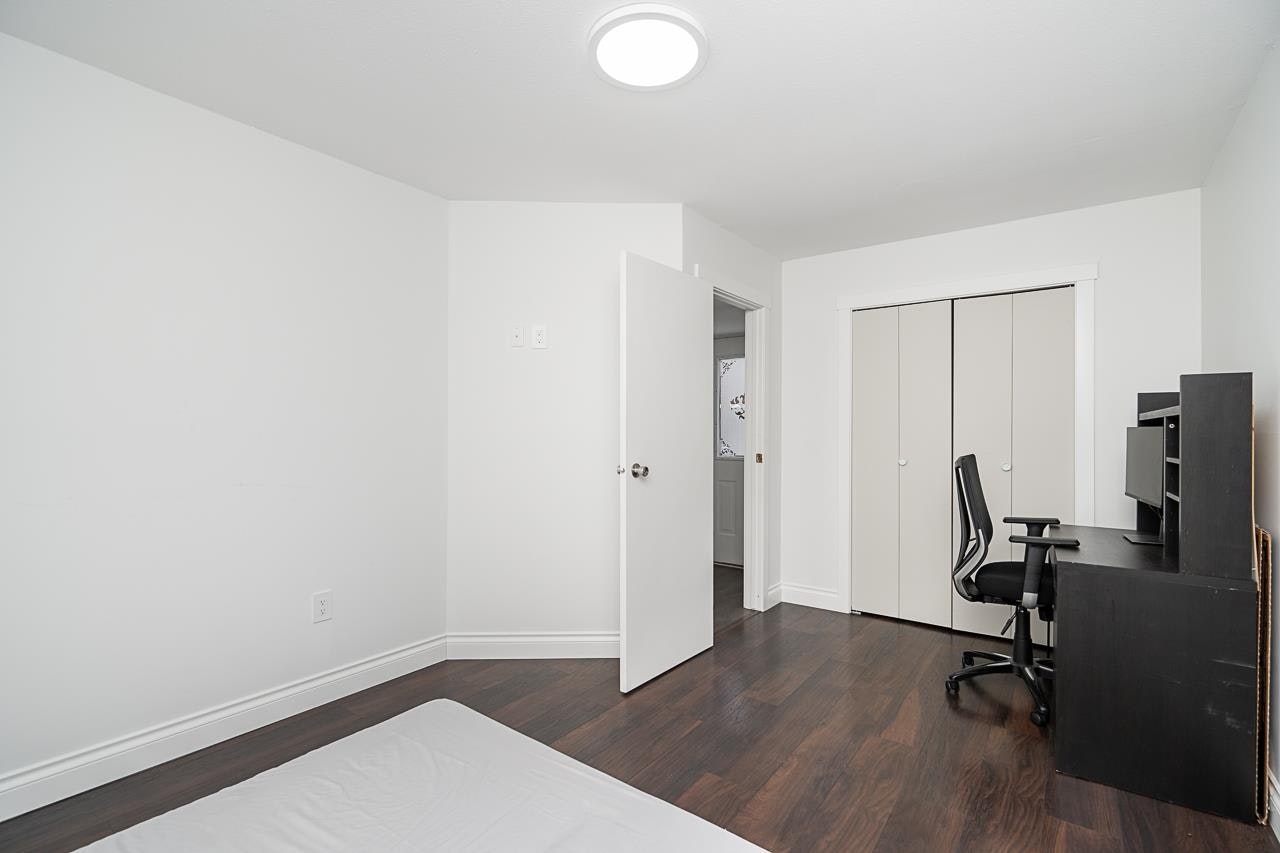 6074 188 Street, Surrey, BC, V3S 7V9 - 32