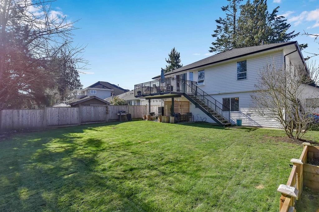 6074 188 Street, Surrey, BC, V3S 7V9 - 38