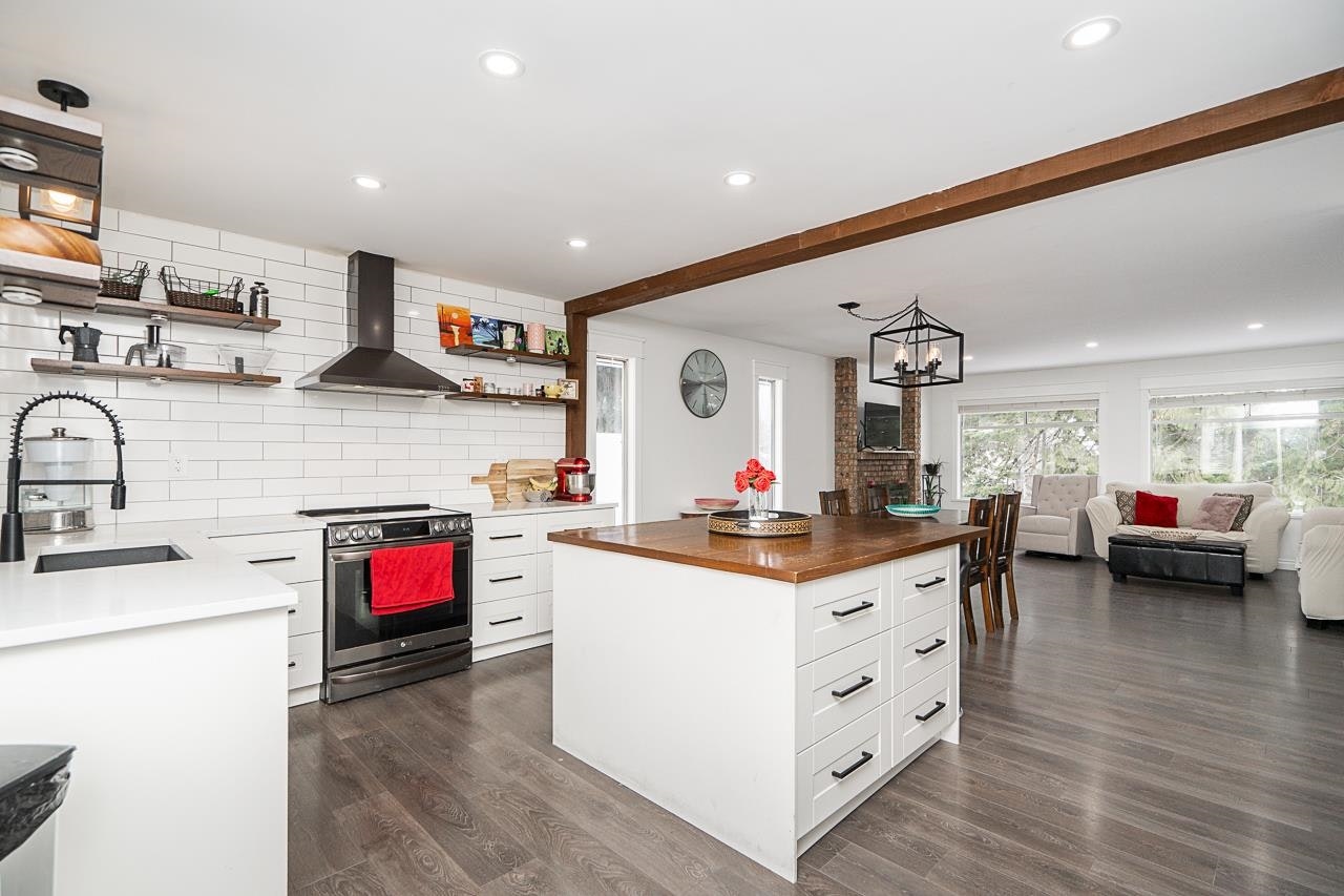 6074 188 Street, Surrey, BC, V3S 7V9 - 16