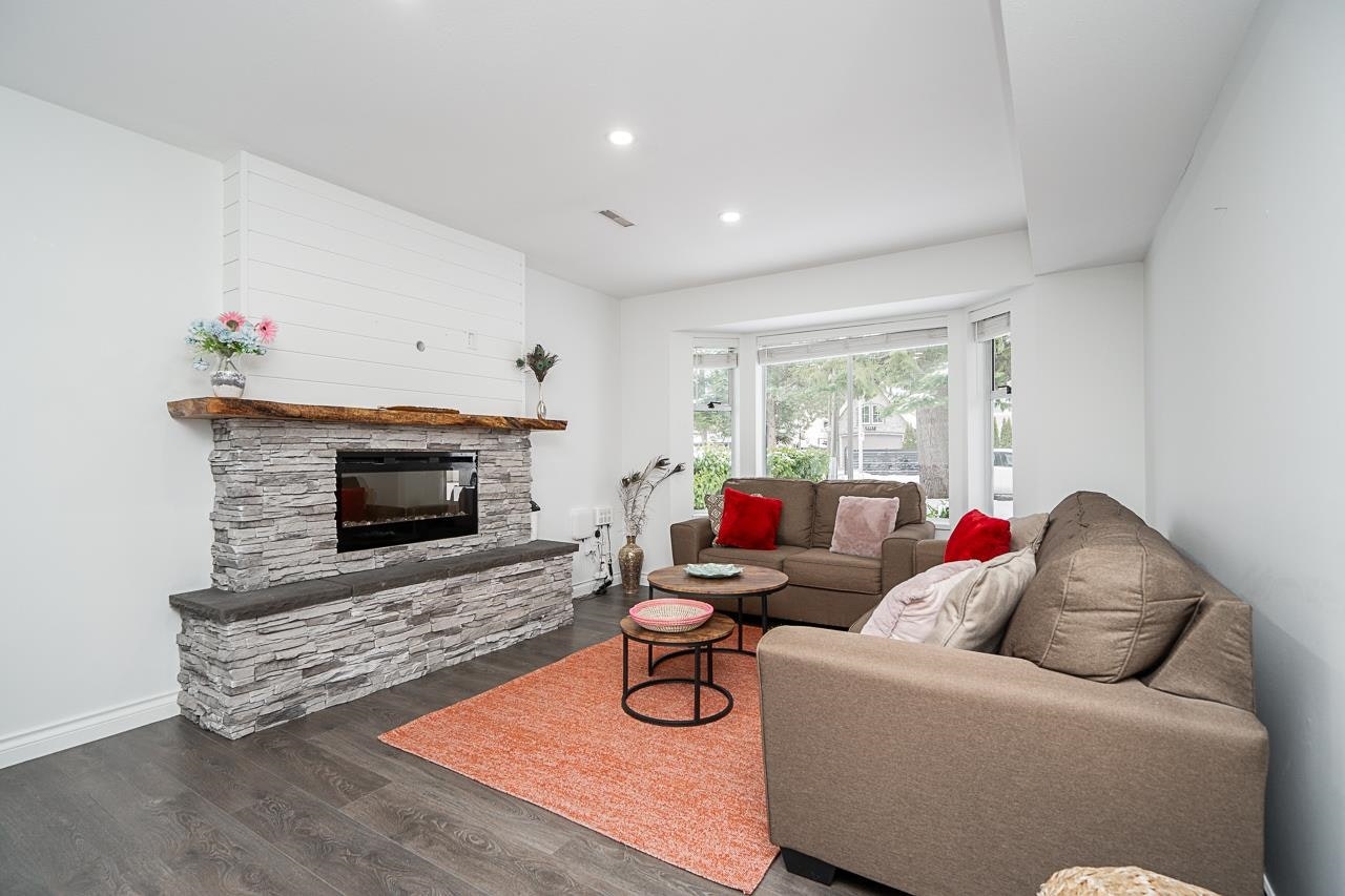 6074 188 Street, Surrey, BC, V3S 7V9 - 25