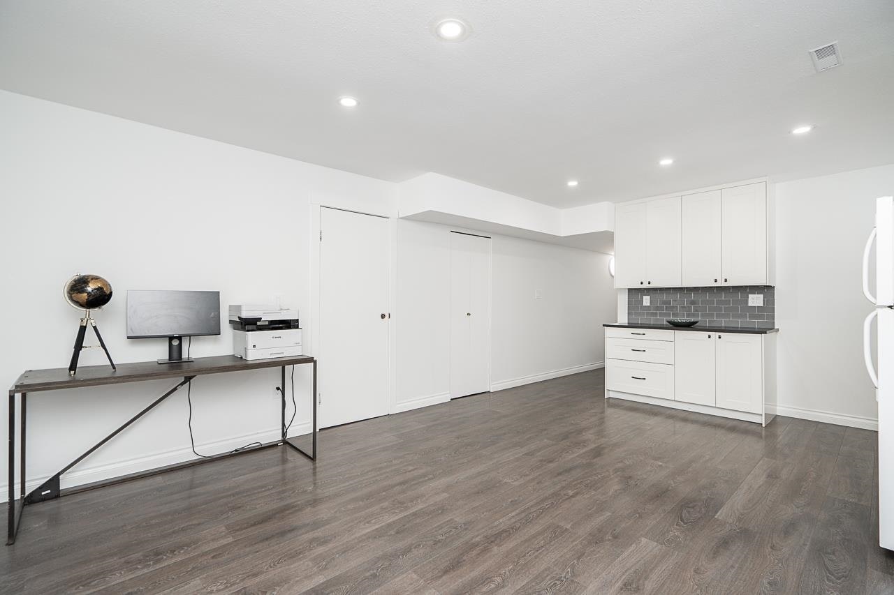 6074 188 Street, Surrey, BC, V3S 7V9 - 29