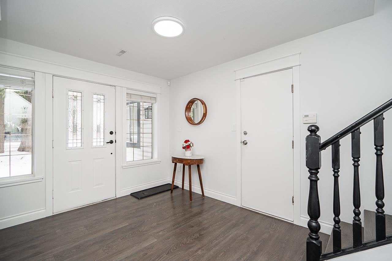 6074 188 Street, Surrey, BC, V3S 7V9 - 5