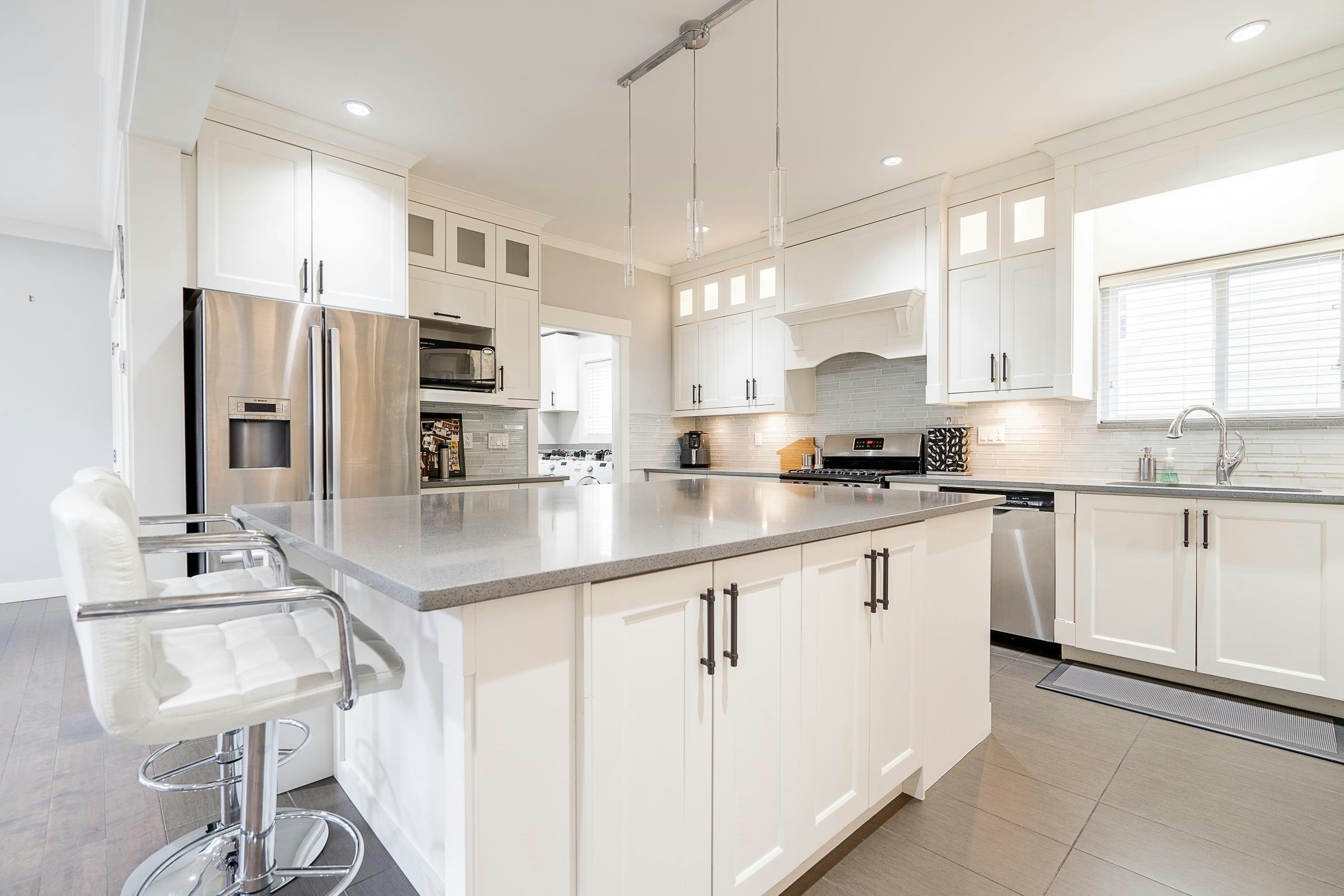 6801 206 Street - 4