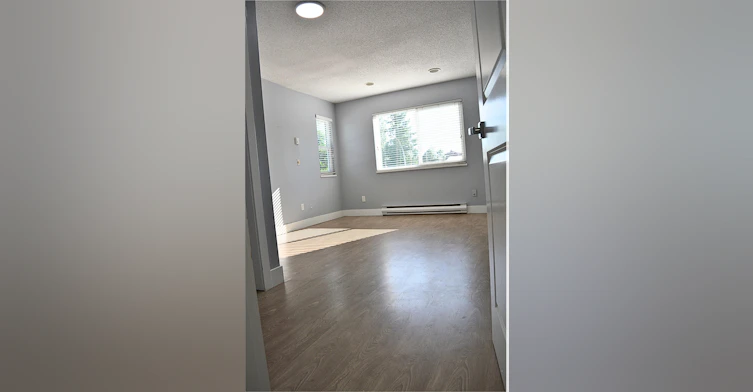 9402 Prince Charles Boulevard, Surrey, BC, V3V 1S6 - 10