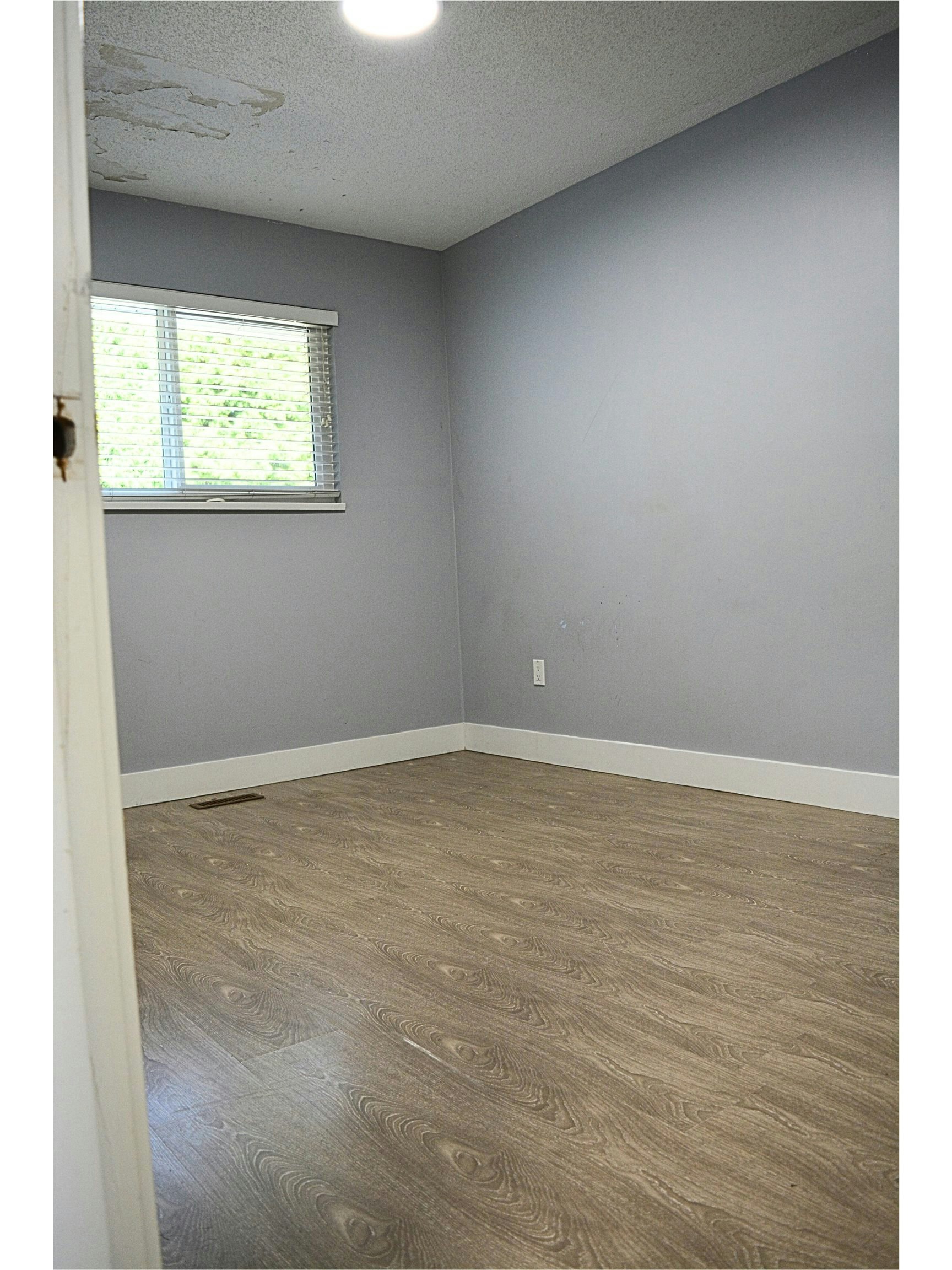 9402 Prince Charles Boulevard, Surrey, BC, V3V 1S6 - 14