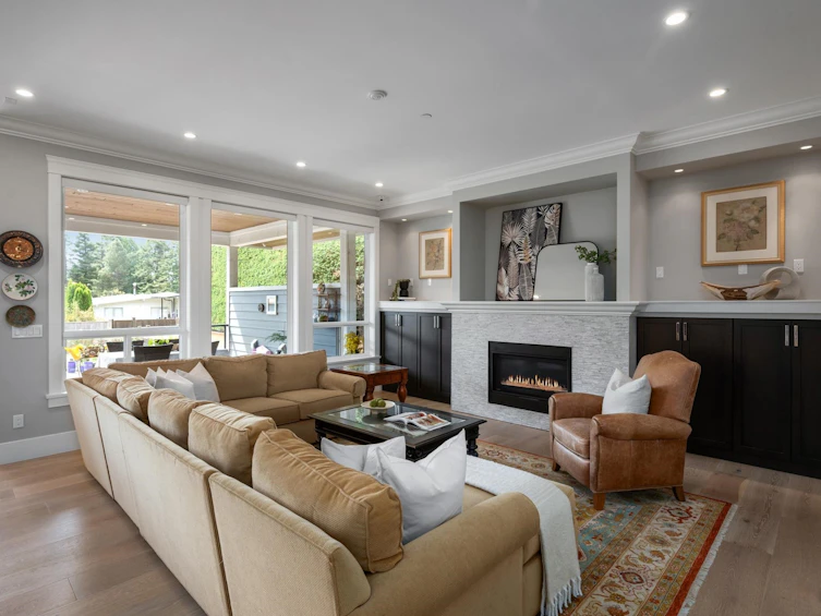 13632 Blackburn Avenue, Surrey, BC, V4B 2Y8 - 10