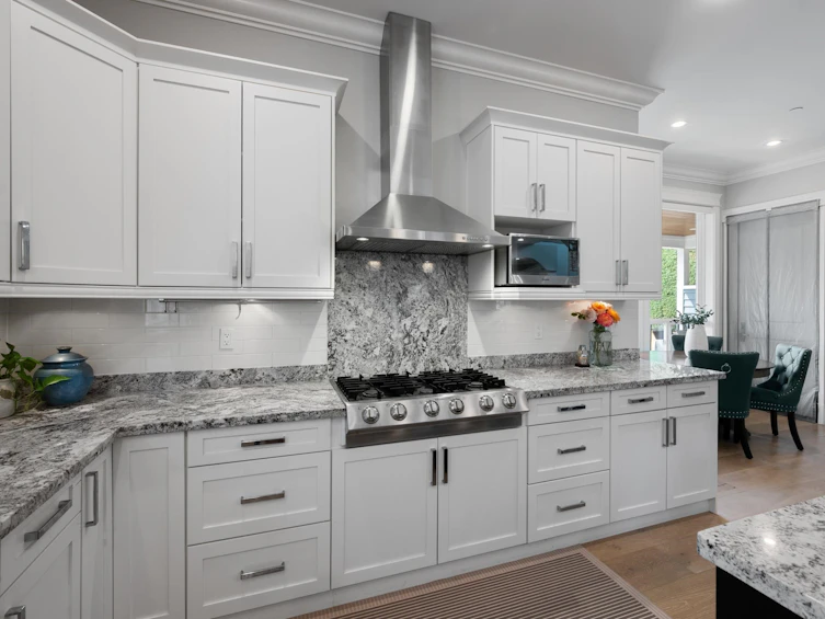 13632 Blackburn Avenue, Surrey, BC, V4B 2Y8 - 17