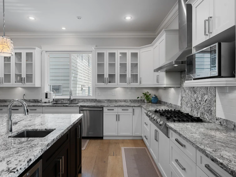 13632 Blackburn Avenue, Surrey, BC, V4B 2Y8 - 18