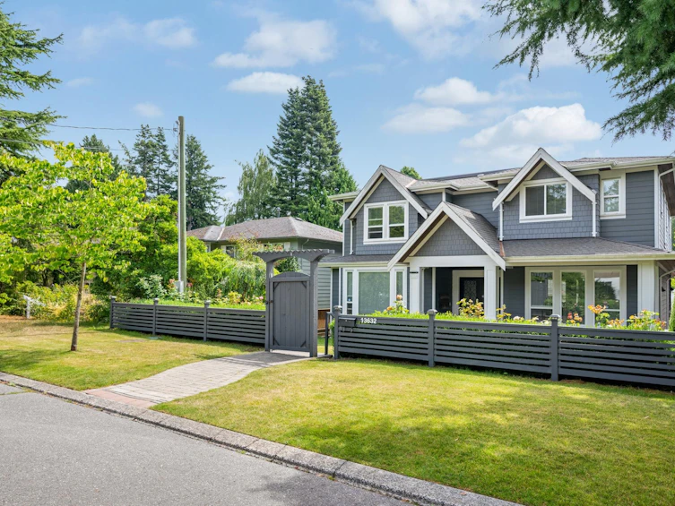 13632 Blackburn Avenue, Surrey, BC, V4B 2Y8 - 2
