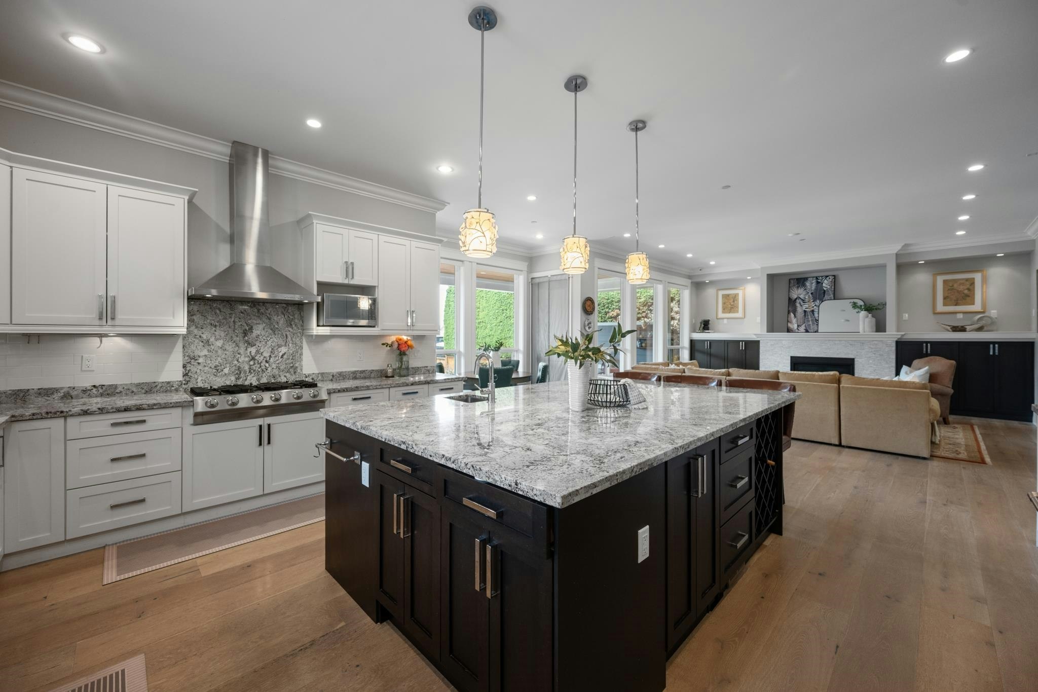 13632 Blackburn Avenue, Surrey, BC, V4B 2Y8 - 14