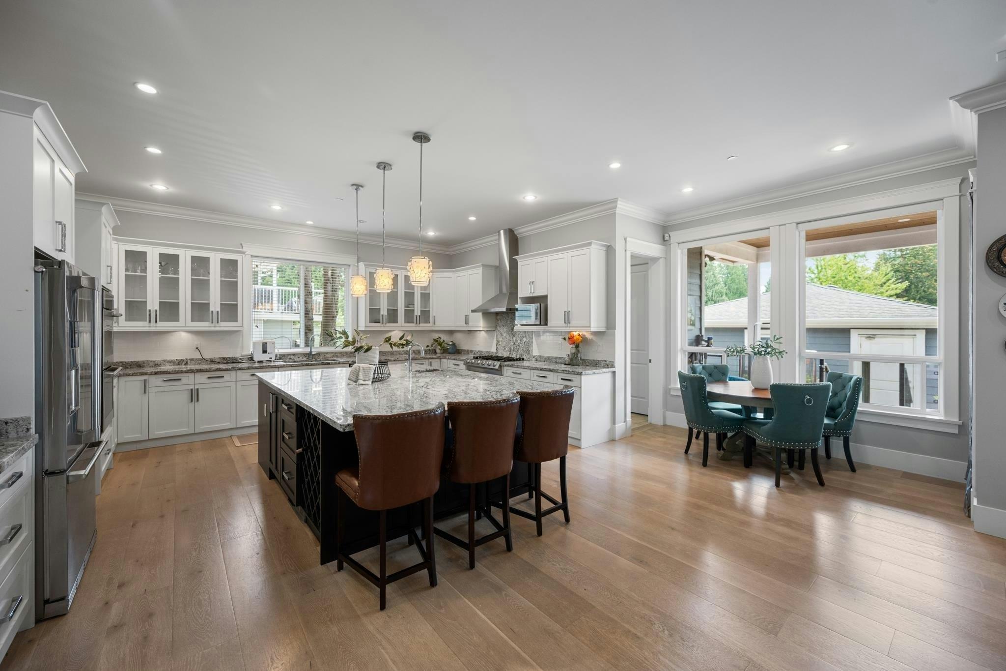 13632 Blackburn Avenue, Surrey, BC, V4B 2Y8 - 13