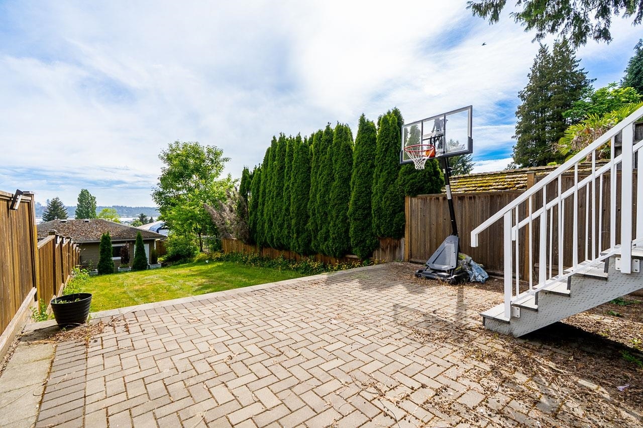 1124 Rochester Avenue, Coquitlam, BC, V3K 2X4 - 26