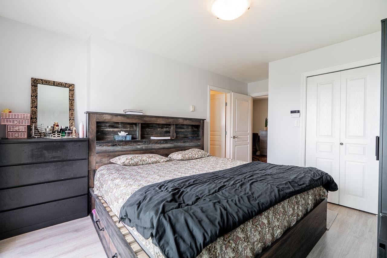 1124 Rochester Avenue, Coquitlam, BC, V3K 2X4 - 10