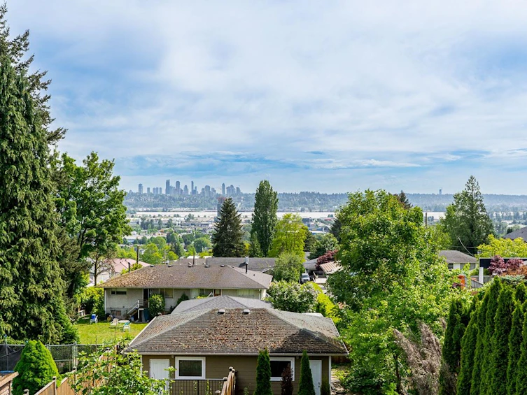 1124 Rochester Avenue, Coquitlam, BC, V3K 2X4 - 4