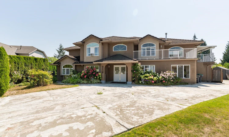 8925 157th Street