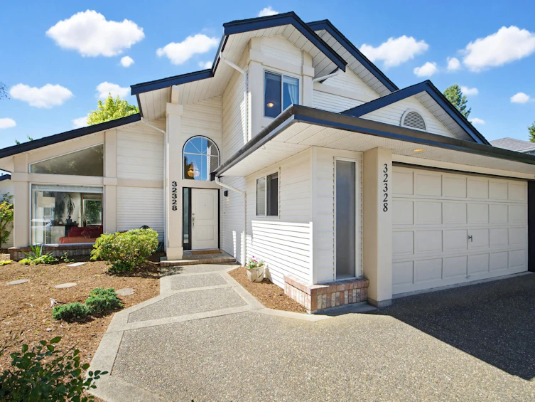 32328 Slocan Drive, Abbotsford, BC, V2T 5C9