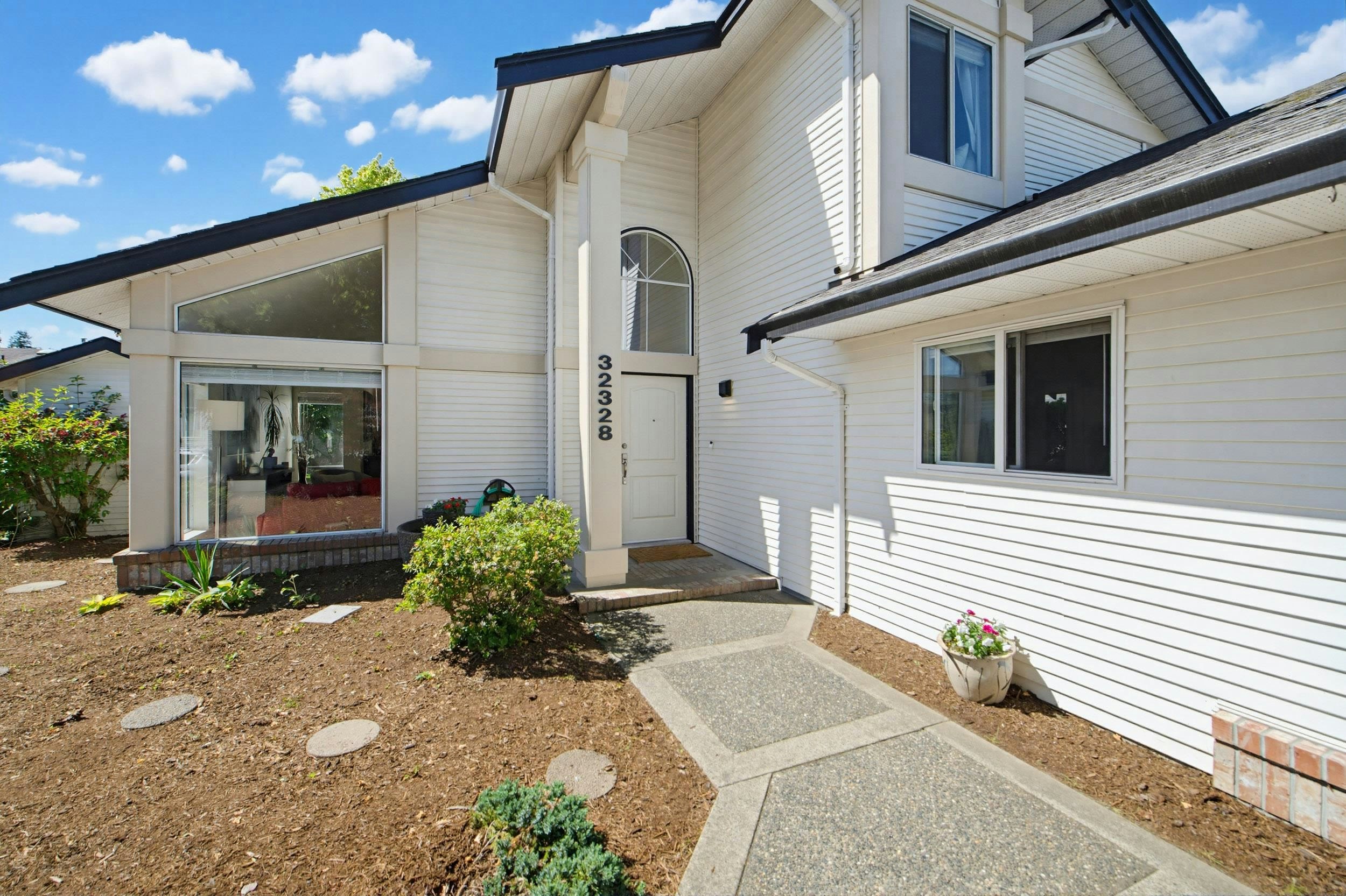 32328 Slocan Drive, Abbotsford, BC, V2T 5C9 - 3