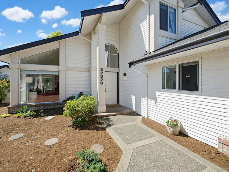 32328 Slocan Drive, Abbotsford, BC, V2T 5C9 - 3