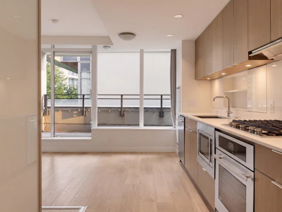203-111 E 1st Avenue - 5