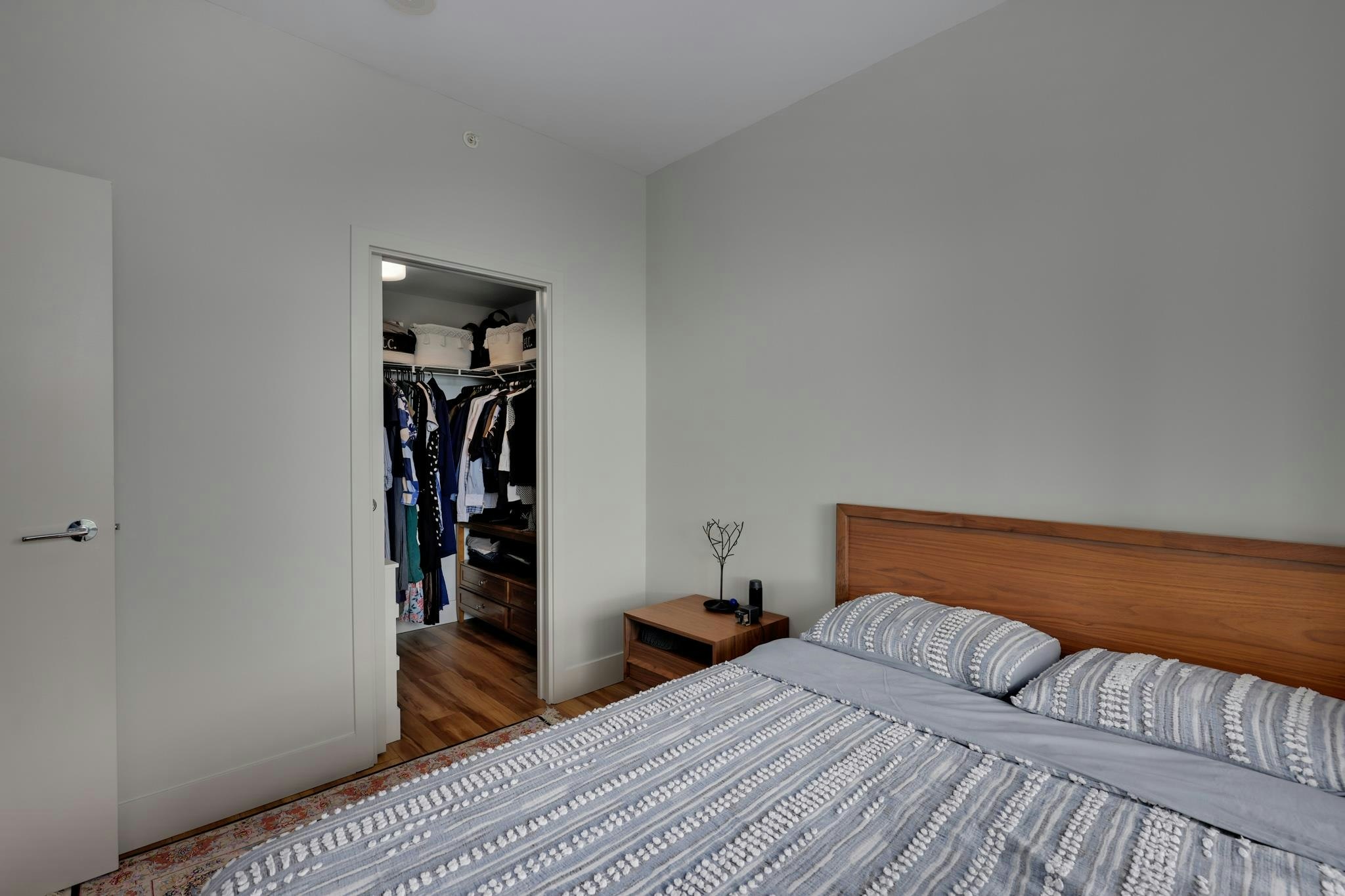 2601-680 Seylynn Crescent, North Vancouver, BC, V7J 0B5 - 14