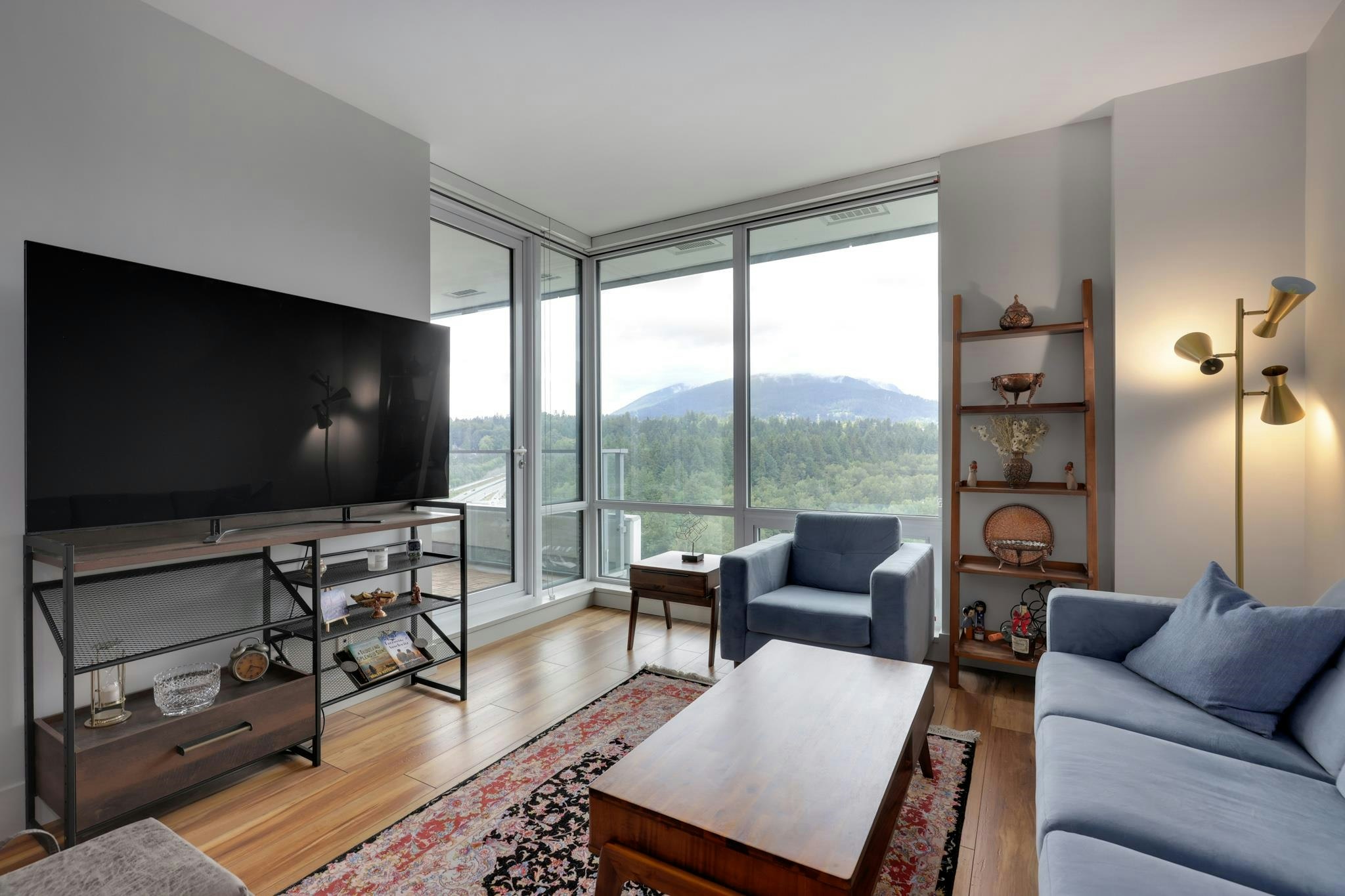 2601-680 Seylynn Crescent, North Vancouver, BC, V7J 0B5 - 2