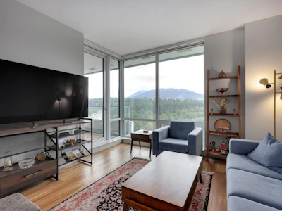 2601-680 Seylynn Crescent - 2