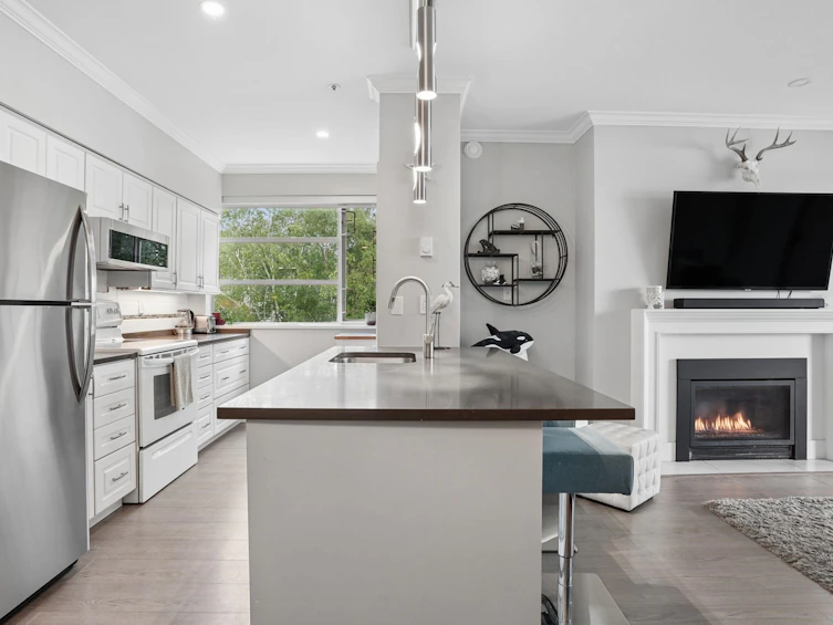 311-2020 E Kent Avenue South, Vancouver, BC, V5P 4X1 - 8