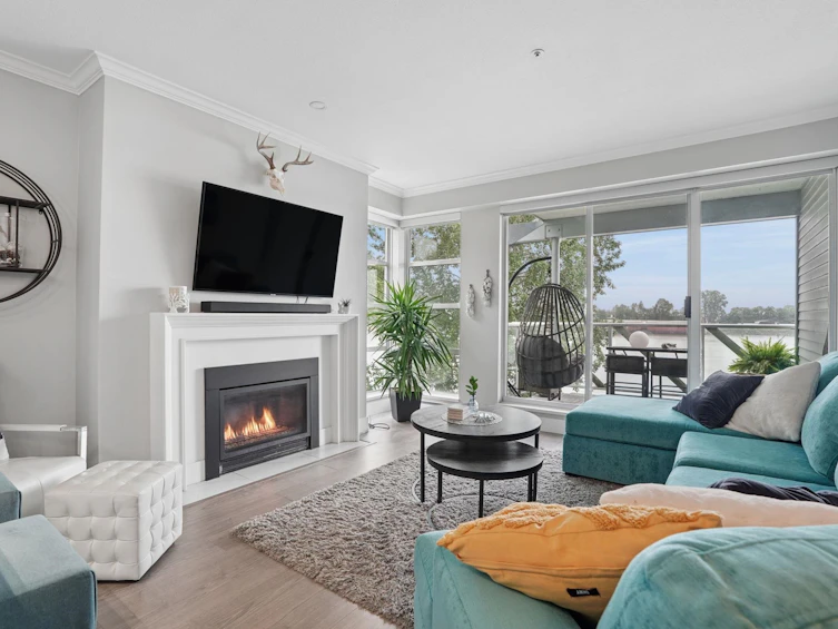 311-2020 E Kent Avenue South, Vancouver, BC, V5P 4X1