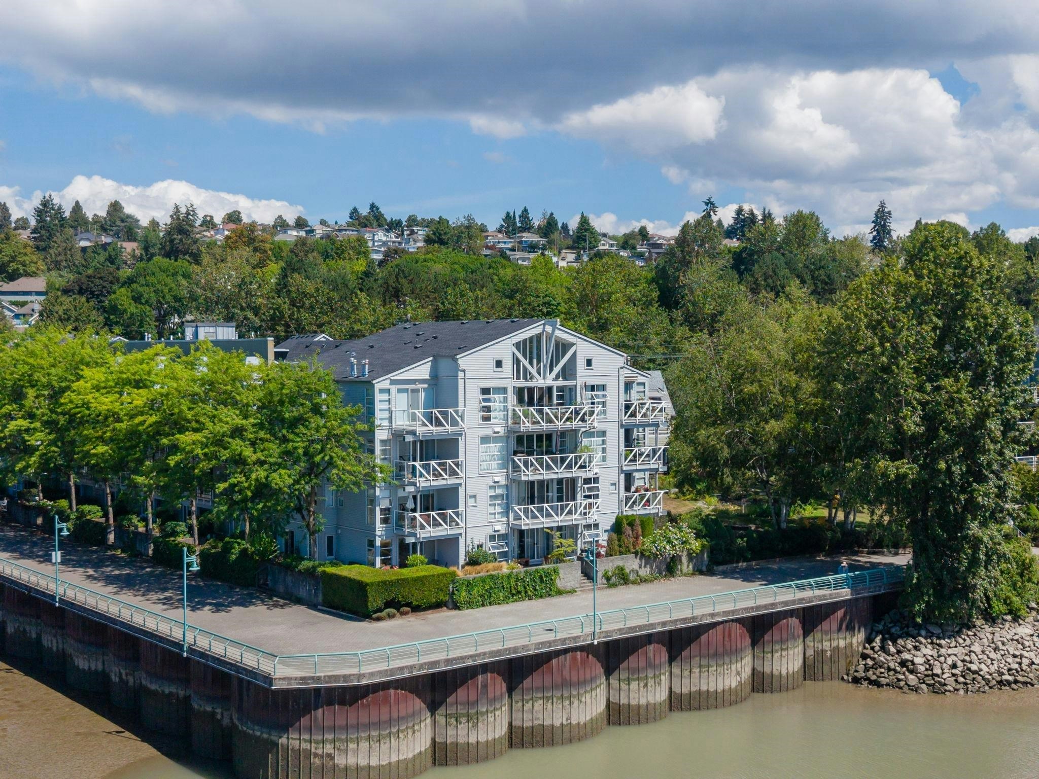 311-2020 E Kent Avenue South, Vancouver, BC, V5P 4X1 - 36