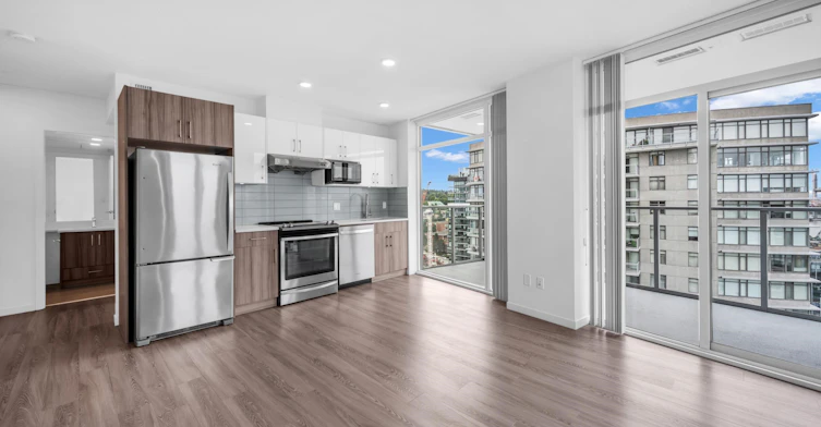 2001-900 Carnarvon Street, New Westminster, BC, V3M 0K4 - 3