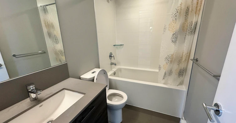 314-13963 105a Boulevard, Surrey, BC, V3T 0M9 - 11